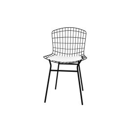 Madeline Chair Set of 2 with Seat Cushion in Black and White